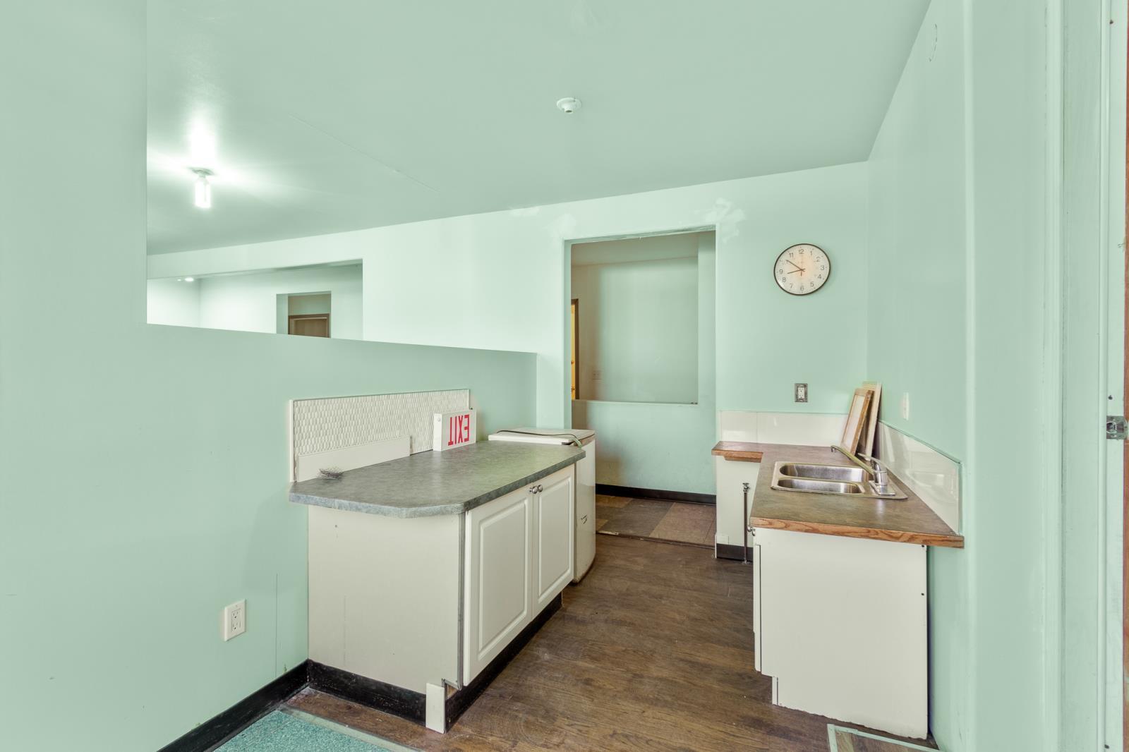 102 2 Avenue, Winfield, AB