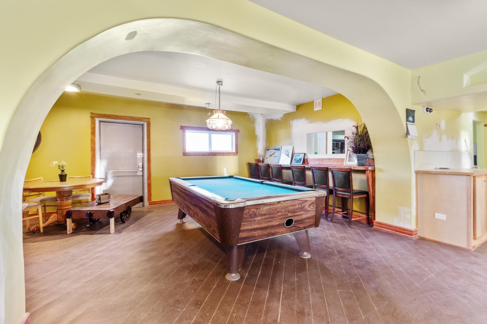 102 2 Avenue, Winfield, AB