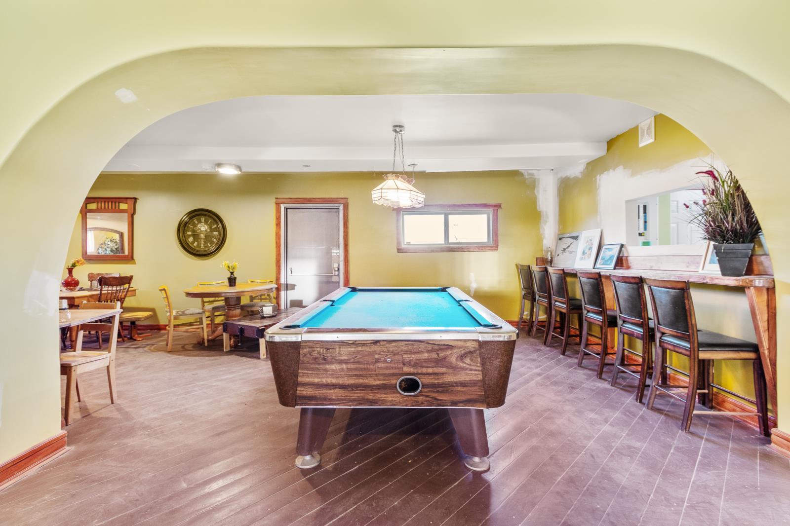 102 2 Avenue, Winfield, AB