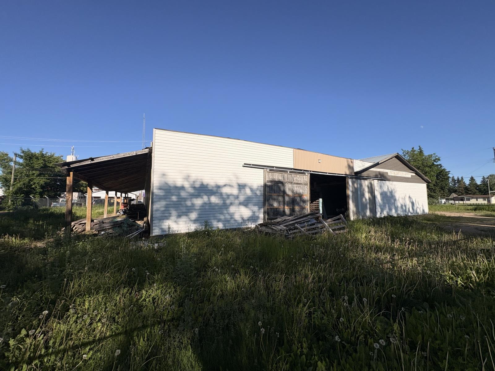5012 51 Street, Andrew, AB