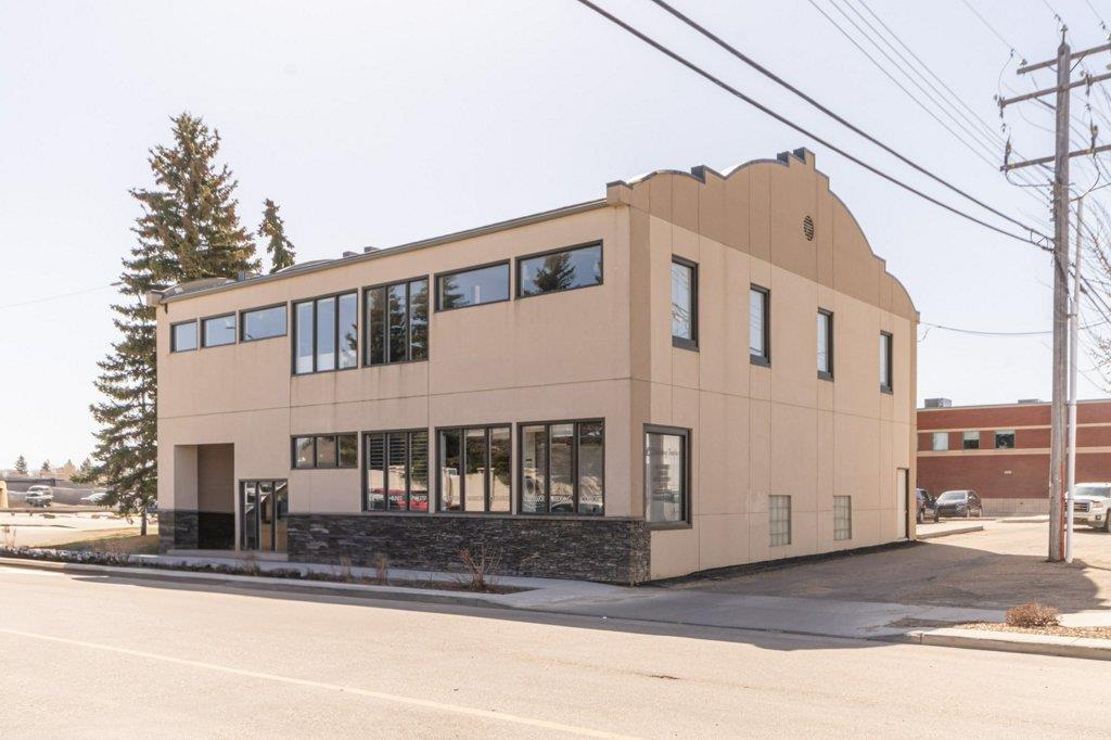 5001 51 Avenue, Wetaskiwin, AB