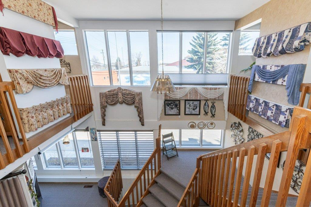 5001 51 Avenue, Wetaskiwin, AB