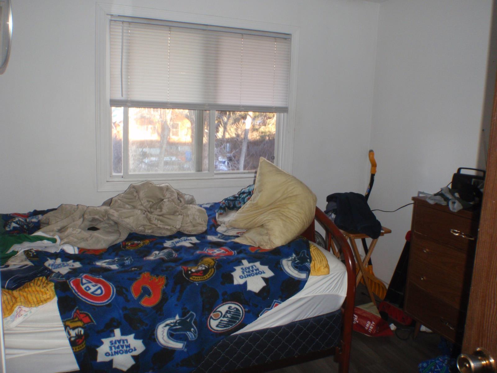 5135 52 Avenue, Barrhead, AB - Indoor Photo Showing Bedroom