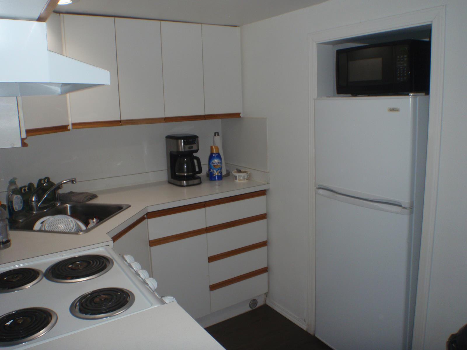 5135 52 Avenue, Barrhead, AB - Indoor Photo Showing Kitchen