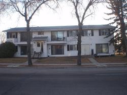 5135 52 Avenue Barrhead, AB T7N 1A5