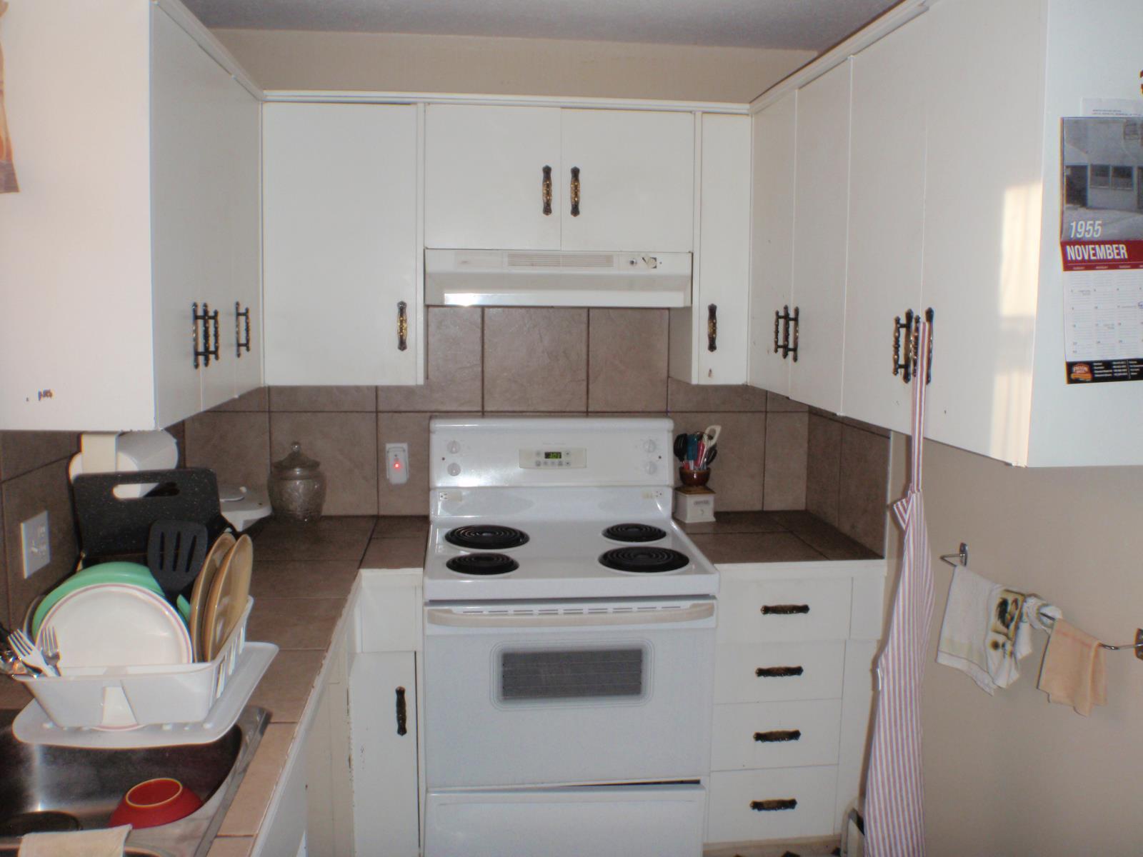 5135 52 Avenue, Barrhead, AB - Indoor Photo Showing Kitchen