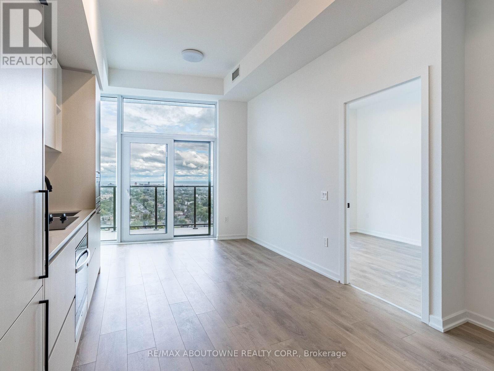 1912 - 10 Graphophone Grove, Toronto, ON - Indoor