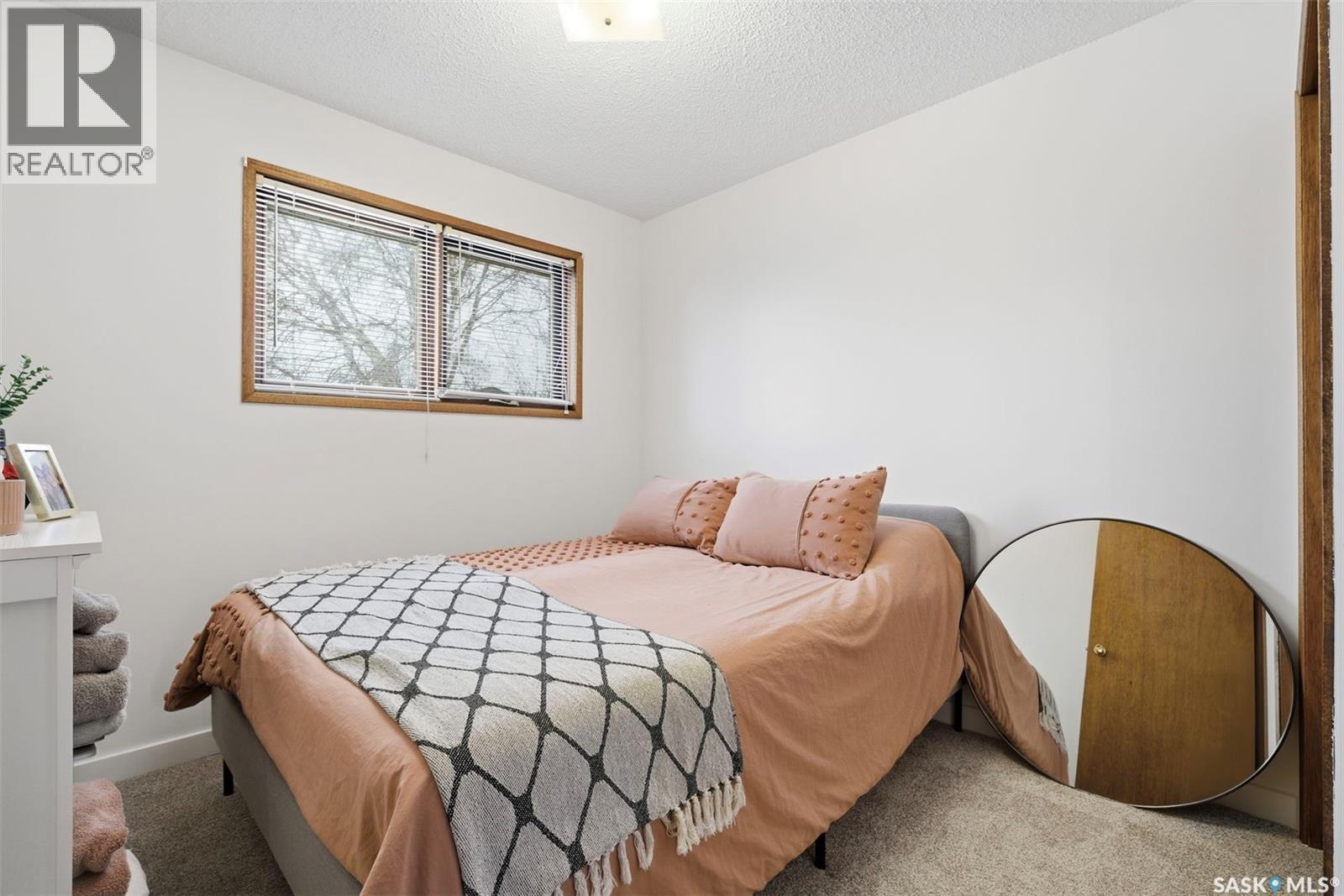 439 Manning Lane, Saskatoon, SK - Indoor Photo Showing Bedroom
