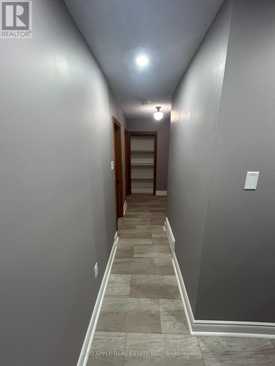 135 Spalding Road, Toronto, ON - Indoor Photo Showing Other Room