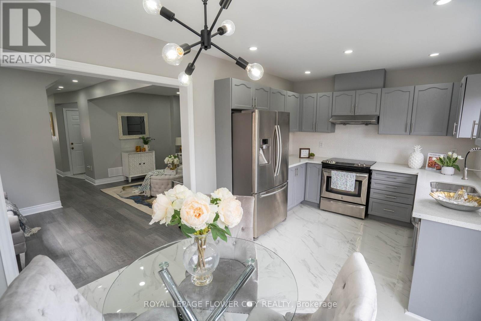 40 Dewridge Court, Brampton, ON - Indoor