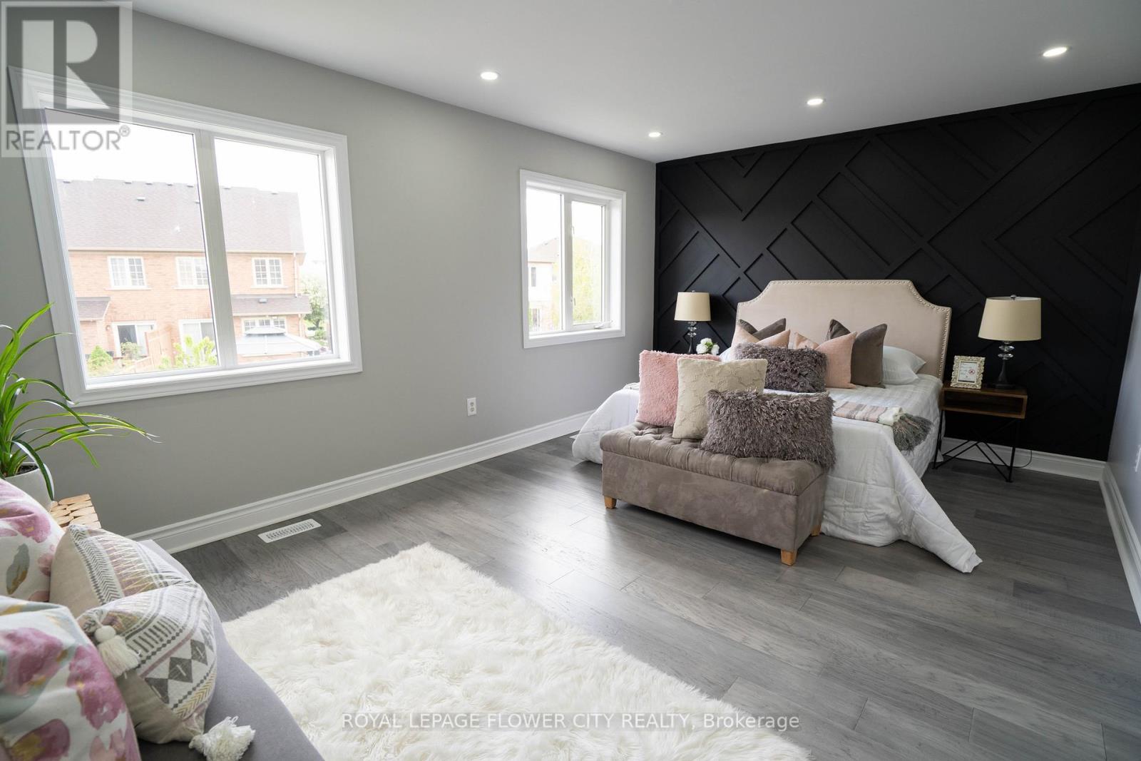 40 Dewridge Court, Brampton, ON - Indoor Photo Showing Other Room