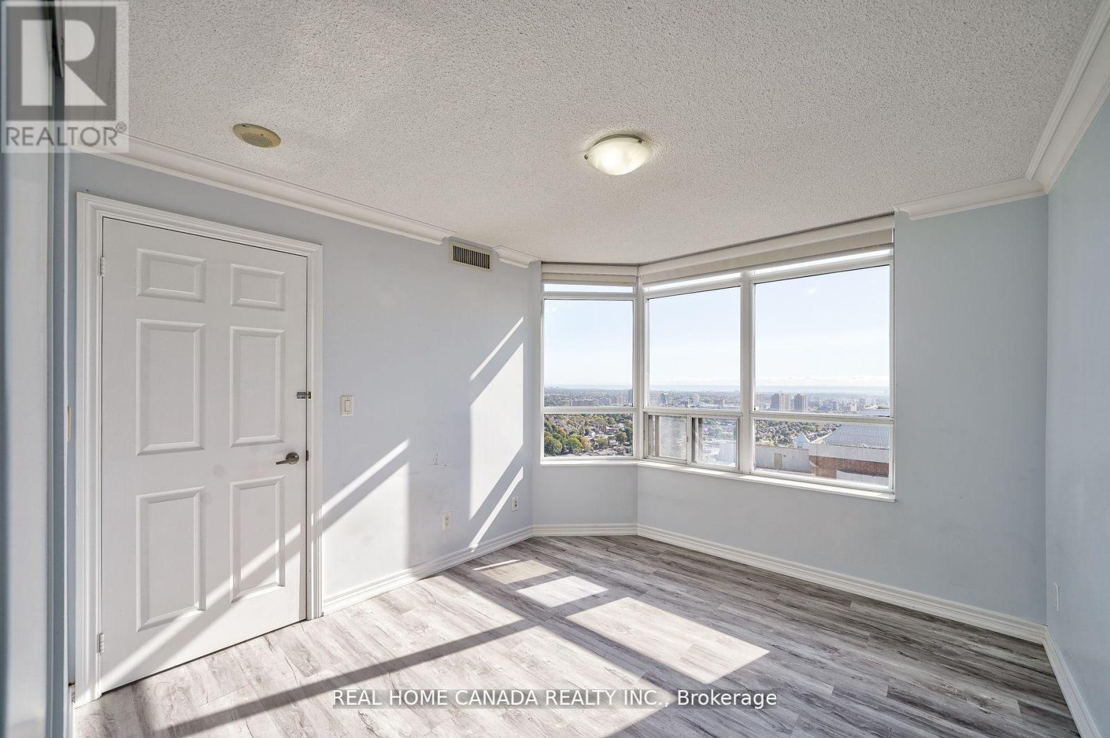 2611 - 310 Burnhamthorpe Road W, Mississauga, ON - Indoor Photo Showing Other Room