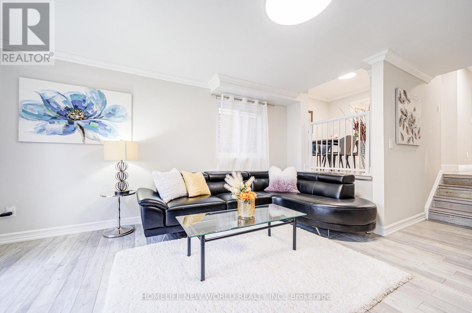 29 Puma Drive, Toronto, ON - Indoor Photo Showing Living Room