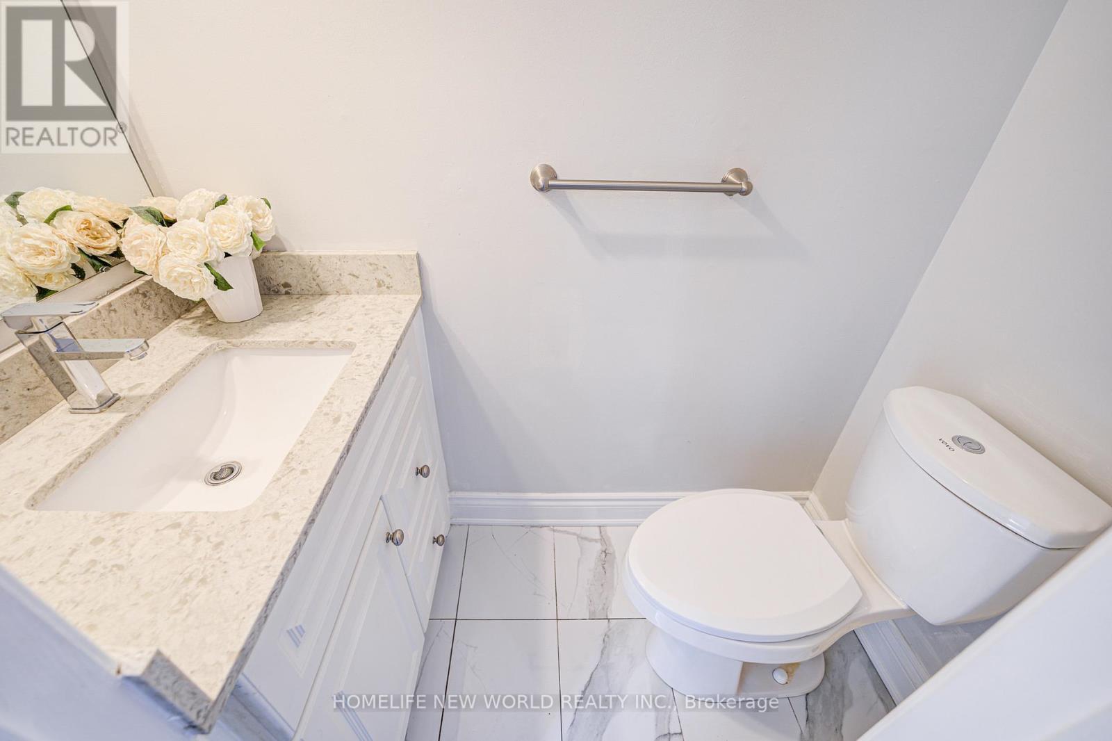 29 Puma Drive, Toronto, ON - Indoor Photo Showing Bathroom