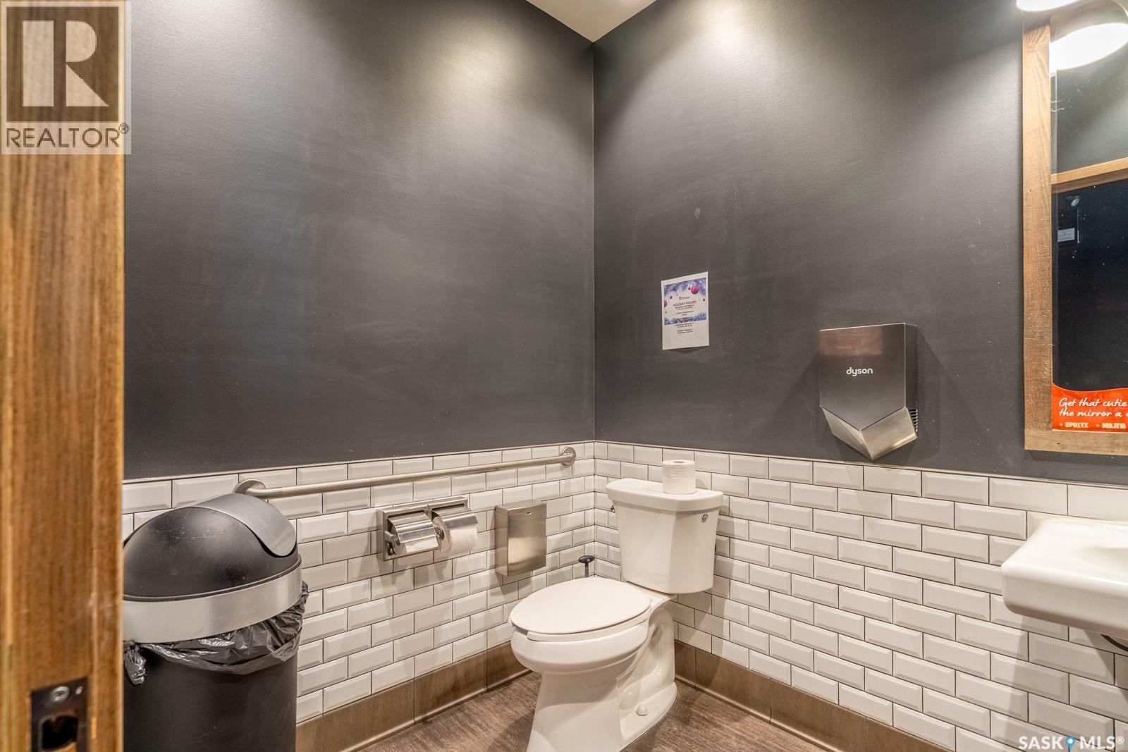 A1 Prince Of Wales Drive, Regina, SK