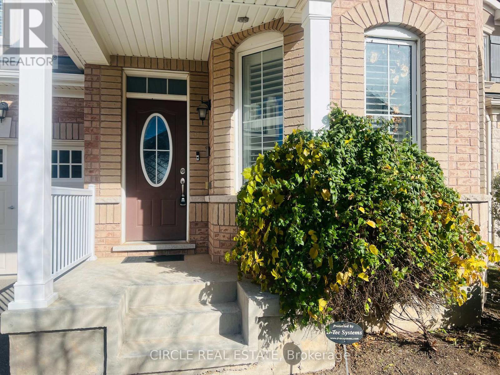 1368 Connaught Terrace, Milton, ON - Outdoor