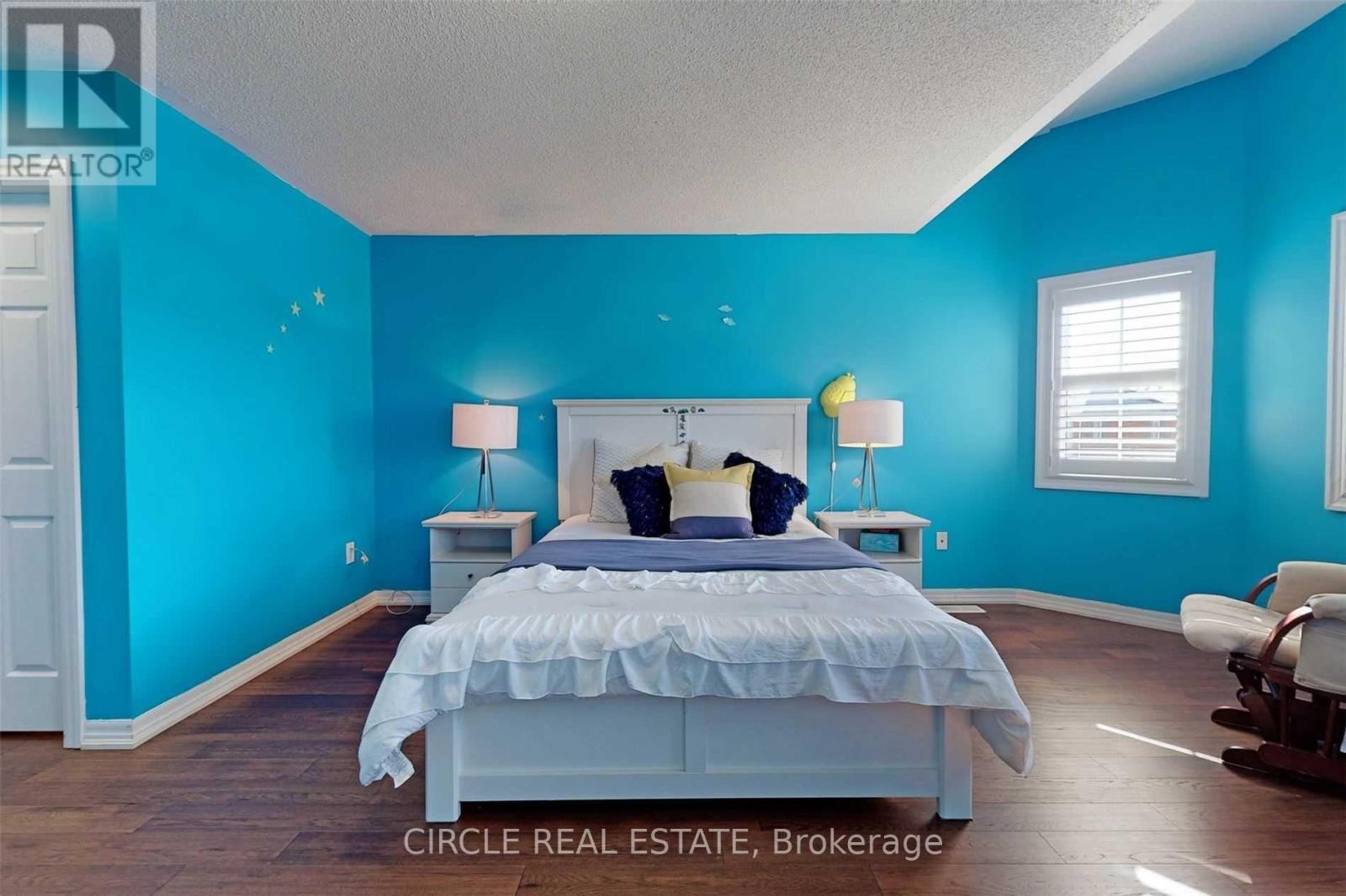 1368 Connaught Terrace, Milton, ON - Indoor Photo Showing Bedroom