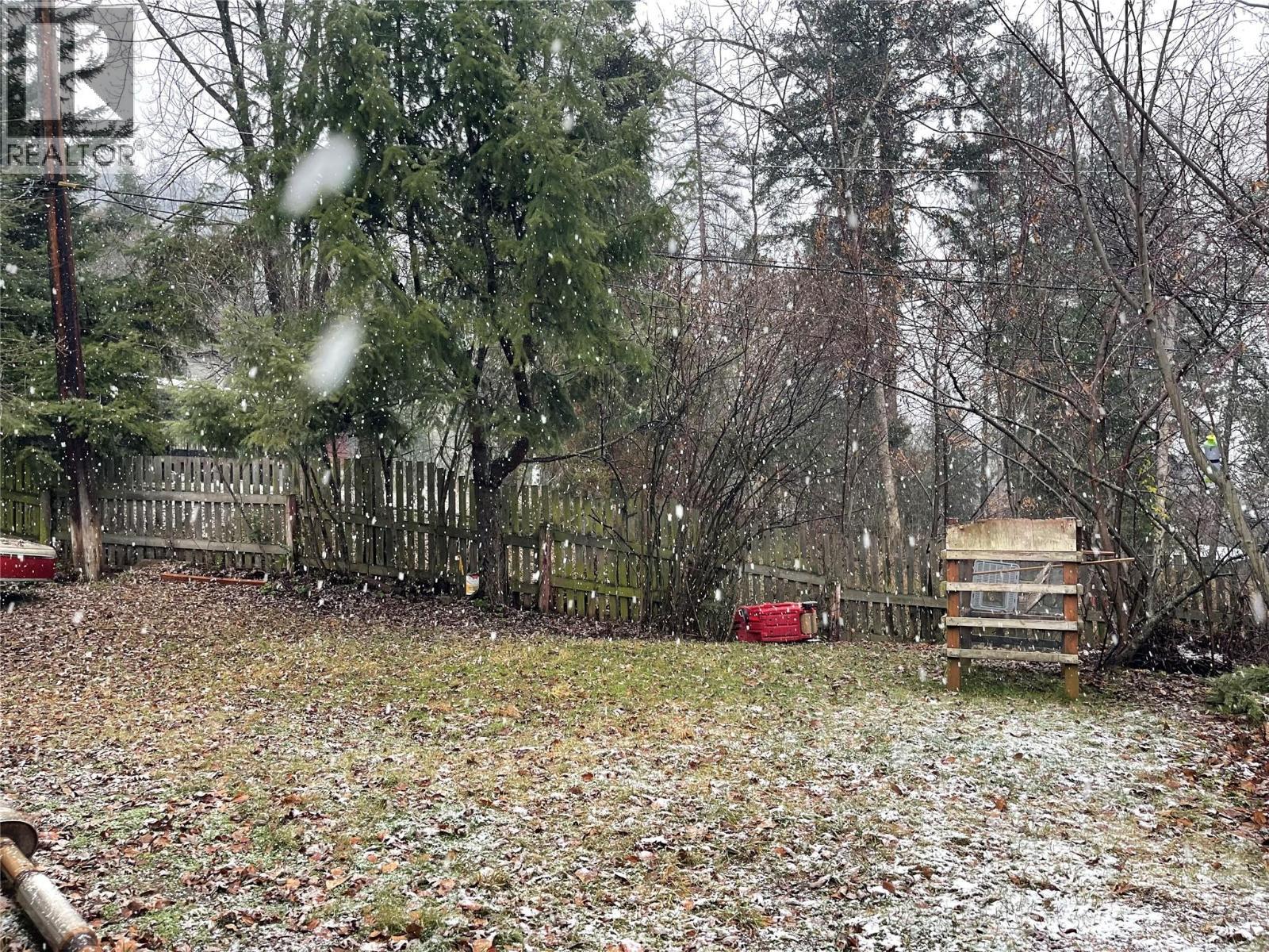 3969 Broadwater Road Unit# 26, Castlegar, BC