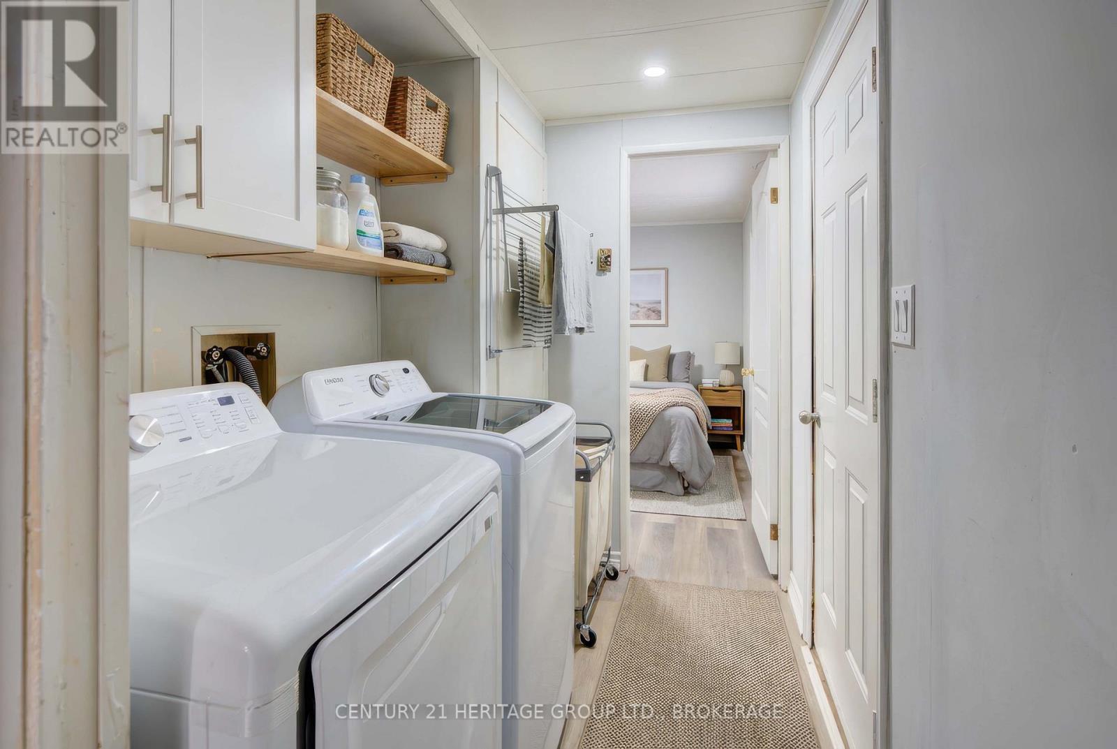 35 - 227 Big Hill Road, Leeds And The Thousand Islands, ON - Indoor Photo Showing Laundry Room