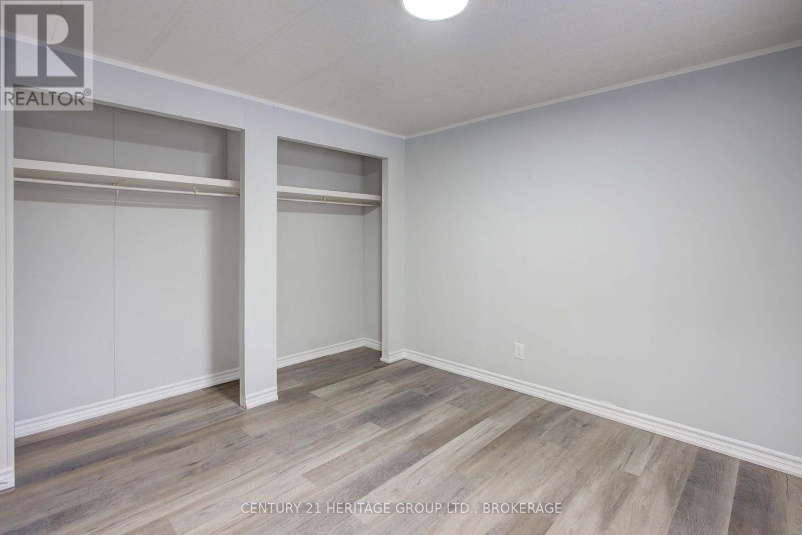 35 - 227 Big Hill Road, Leeds And The Thousand Islands, ON - Indoor Photo Showing Other Room