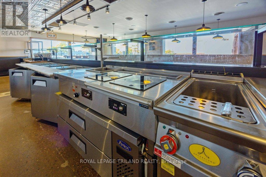 985 Talbot Street, St. Thomas, ON