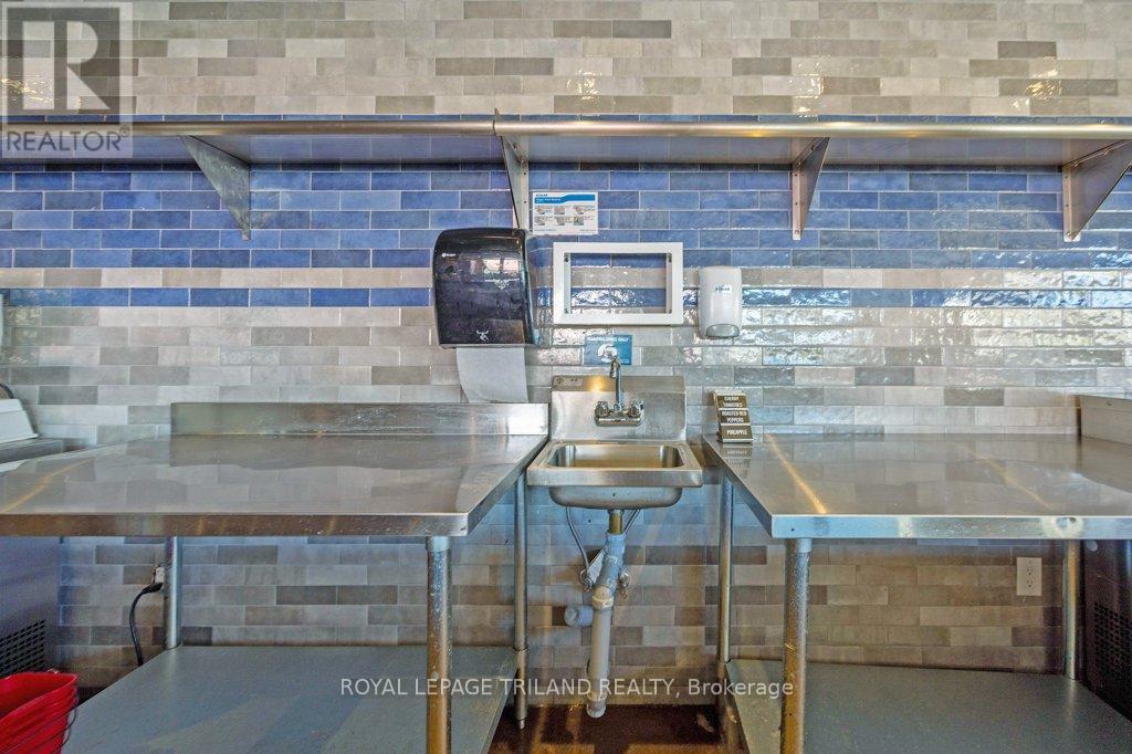 985 Talbot Street, St. Thomas, ON