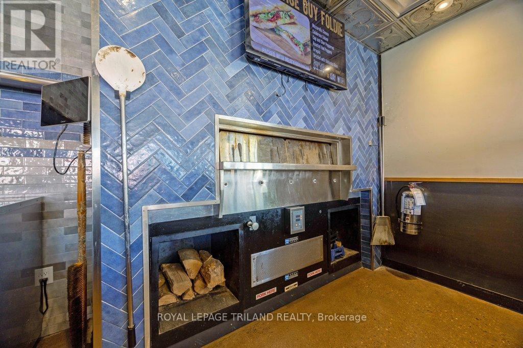 985 Talbot Street, St. Thomas, ON