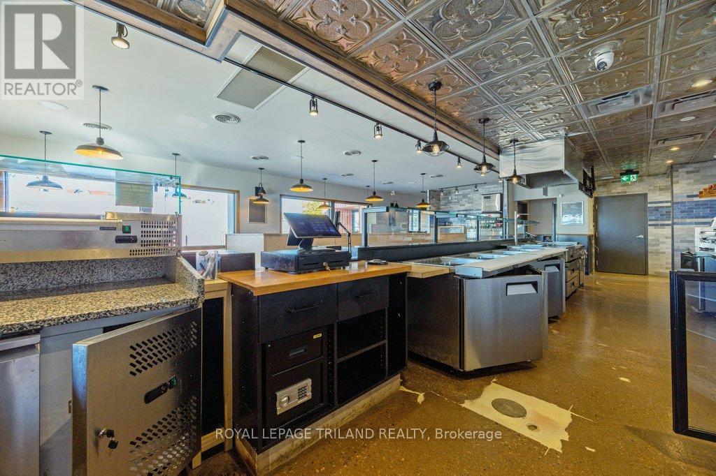 985 Talbot Street, St. Thomas, ON