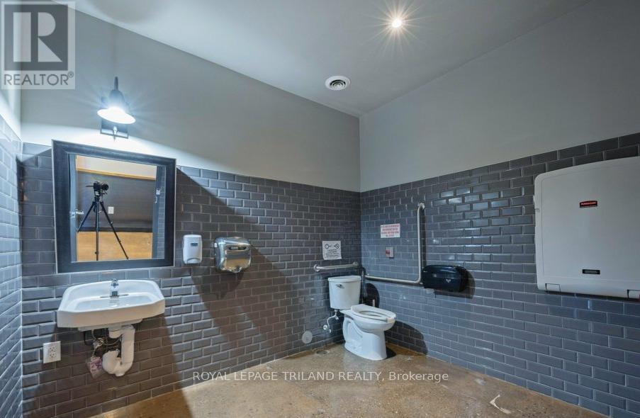 985 Talbot Street, St. Thomas, ON