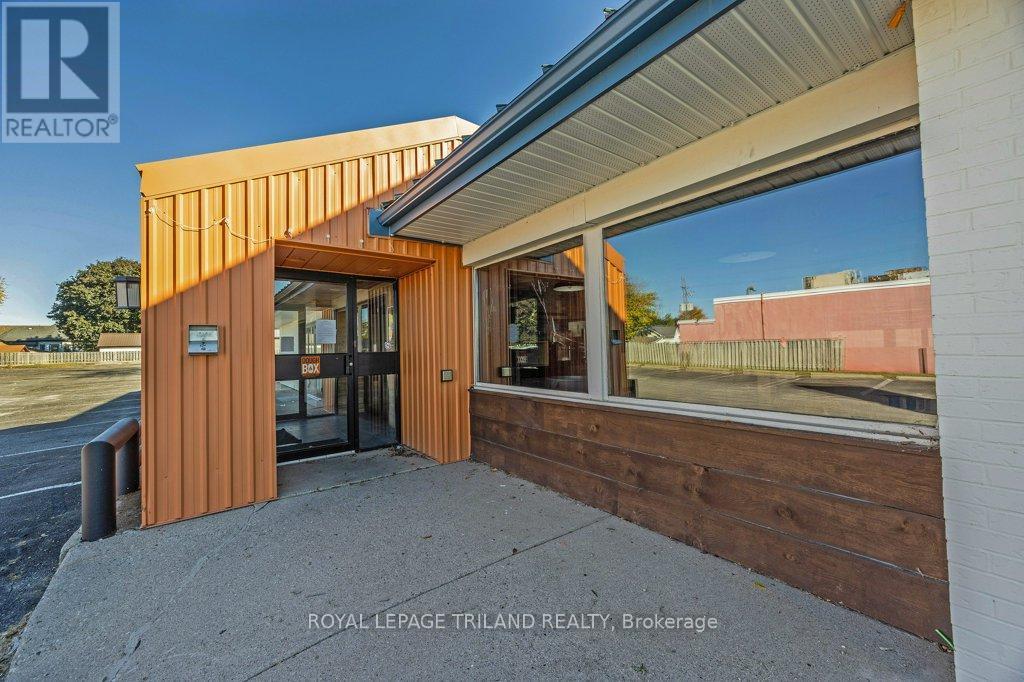 985 Talbot Street, St. Thomas, ON