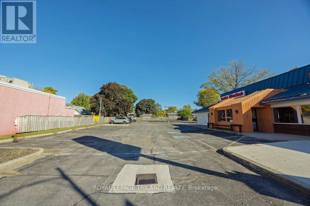 985 Talbot Street, St. Thomas, ON