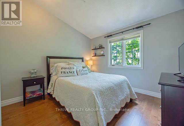 31 - 519 Riverside Drive, London North (North P), ON - Indoor Photo Showing Bedroom