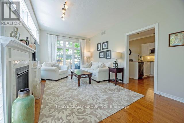 31 - 519 Riverside Drive, London North (North P), ON - Indoor Photo Showing Living Room