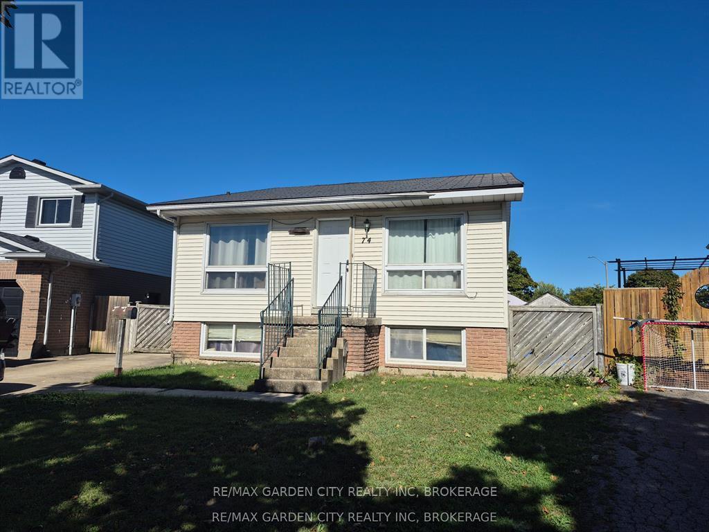 74 Commerford Street, Thorold (Confederation Heights), ON - Outdoor