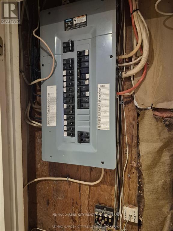 74 Commerford Street, Thorold (Confederation Heights), ON - Indoor Photo Showing Basement