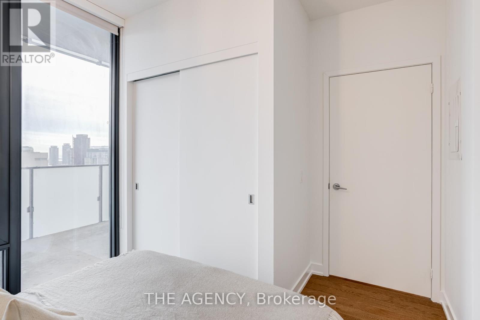 2401 - 25 Richmond Street E, Toronto, ON - Indoor Photo Showing Bedroom