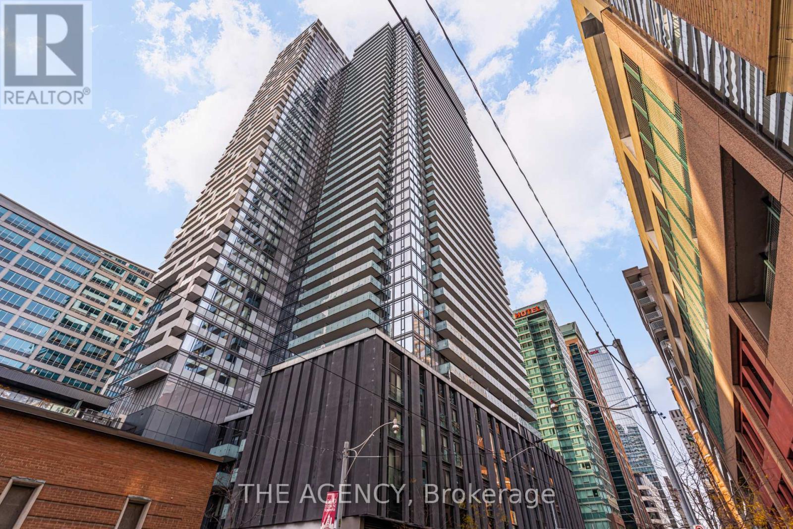 2401 - 25 Richmond Street E, Toronto, ON - Outdoor With Facade