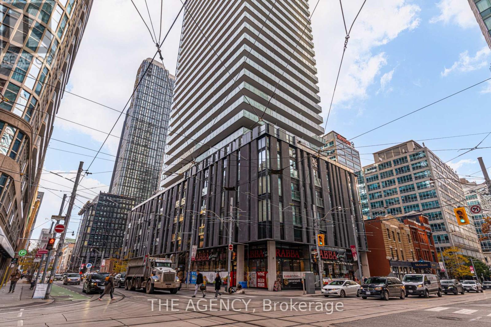 2401 - 25 Richmond Street E, Toronto, ON - Outdoor With Facade