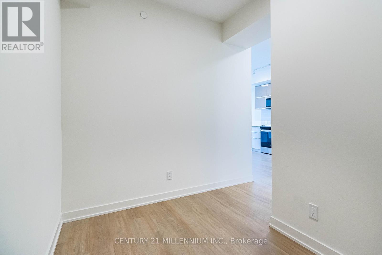 606 - 10 Deerlick Court, Toronto, ON - Indoor Photo Showing Other Room