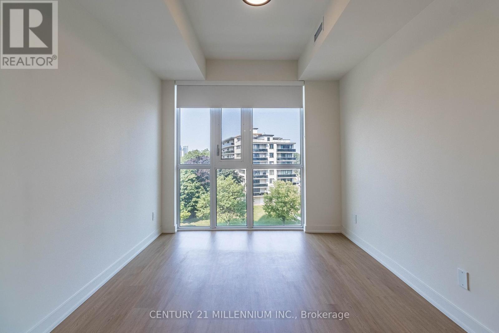 606 - 10 Deerlick Court, Toronto, ON - Indoor Photo Showing Other Room
