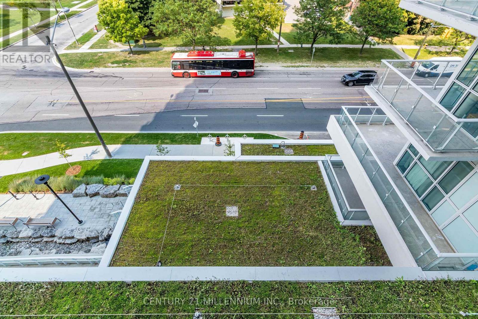 606 - 10 Deerlick Court, Toronto, ON - Outdoor With View