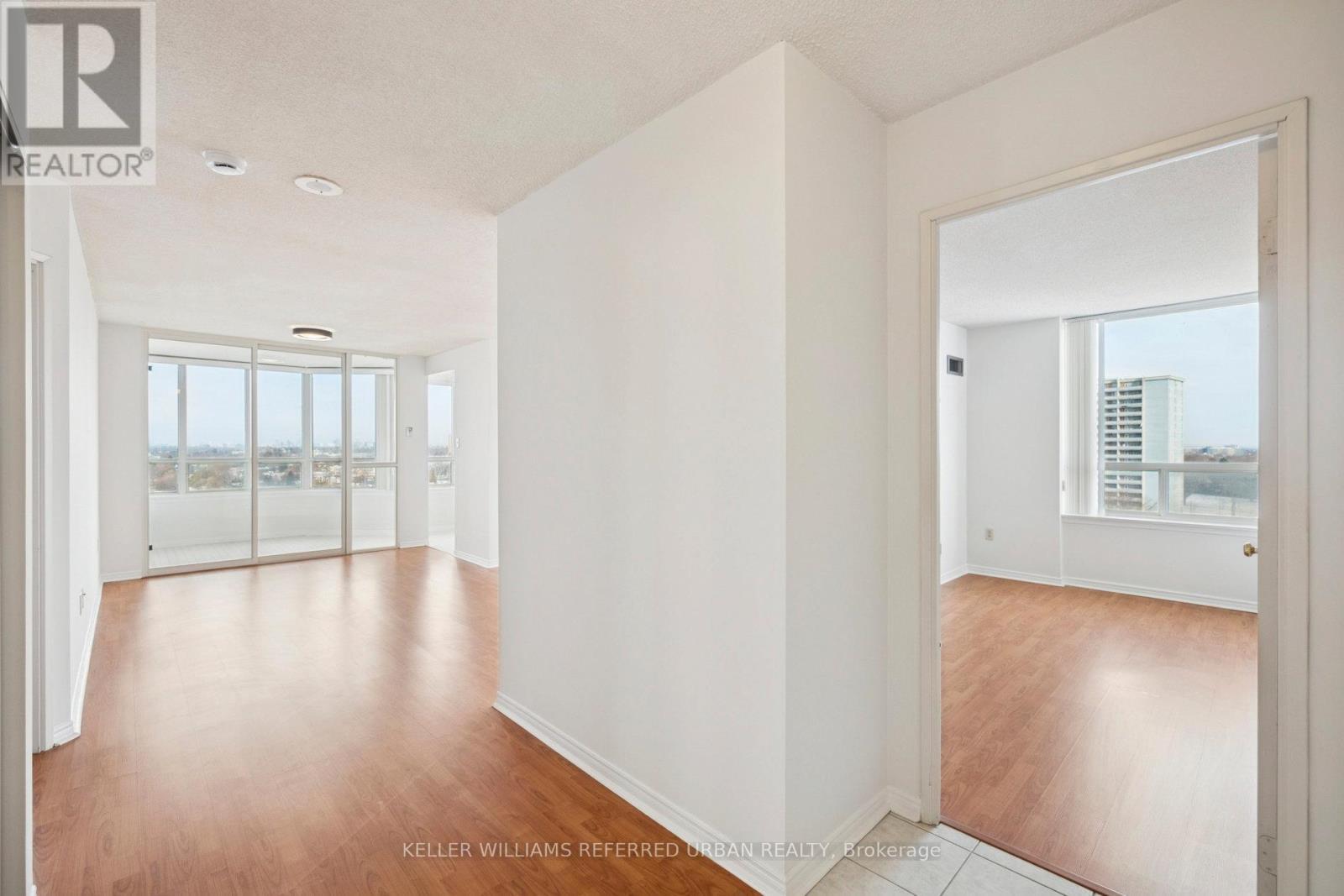 1021 - 3 Greystone Walk Drive, Toronto, ON - Indoor Photo Showing Other Room