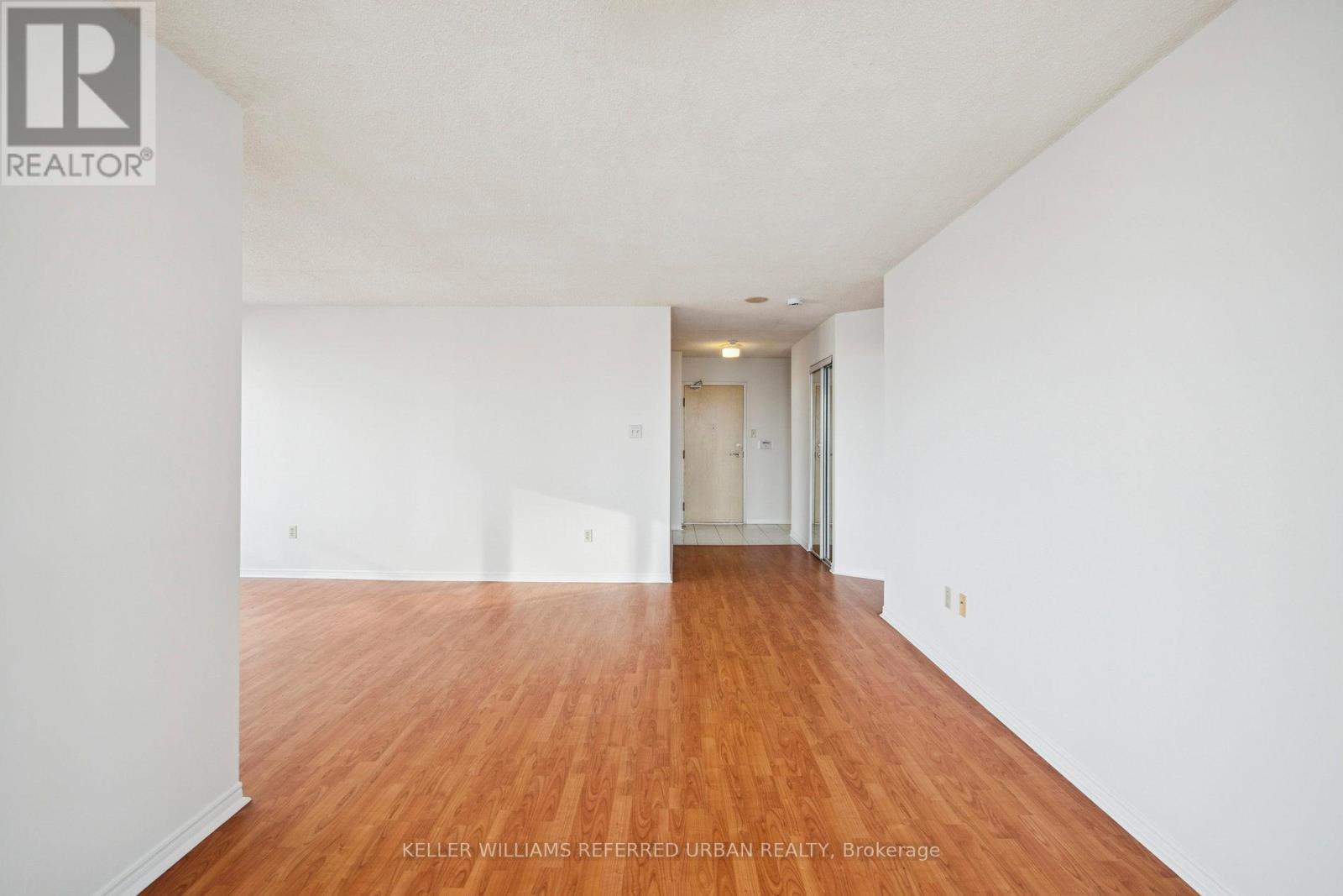 1021 - 3 Greystone Walk Drive, Toronto, ON - Indoor Photo Showing Other Room