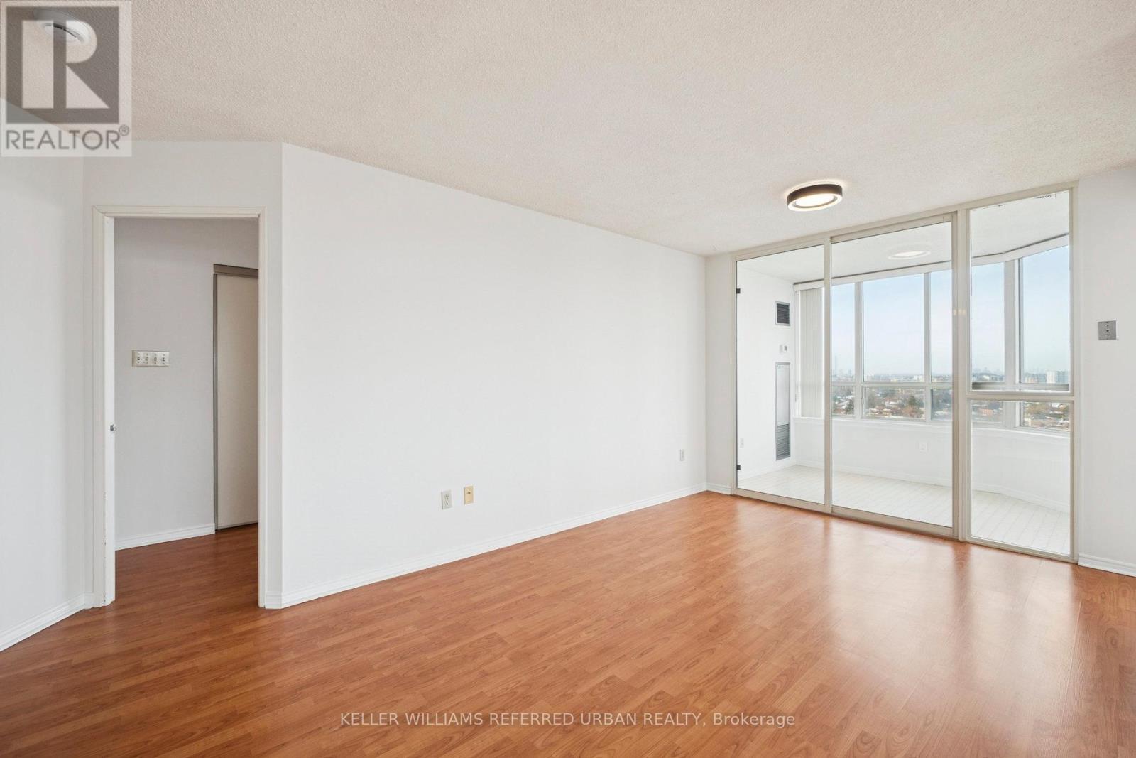 1021 - 3 Greystone Walk Drive, Toronto, ON - Indoor Photo Showing Other Room