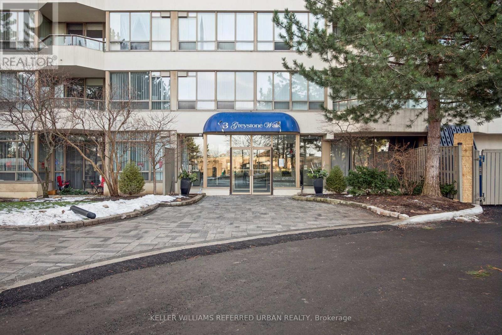 1021 - 3 Greystone Walk Drive, Toronto, ON - Outdoor