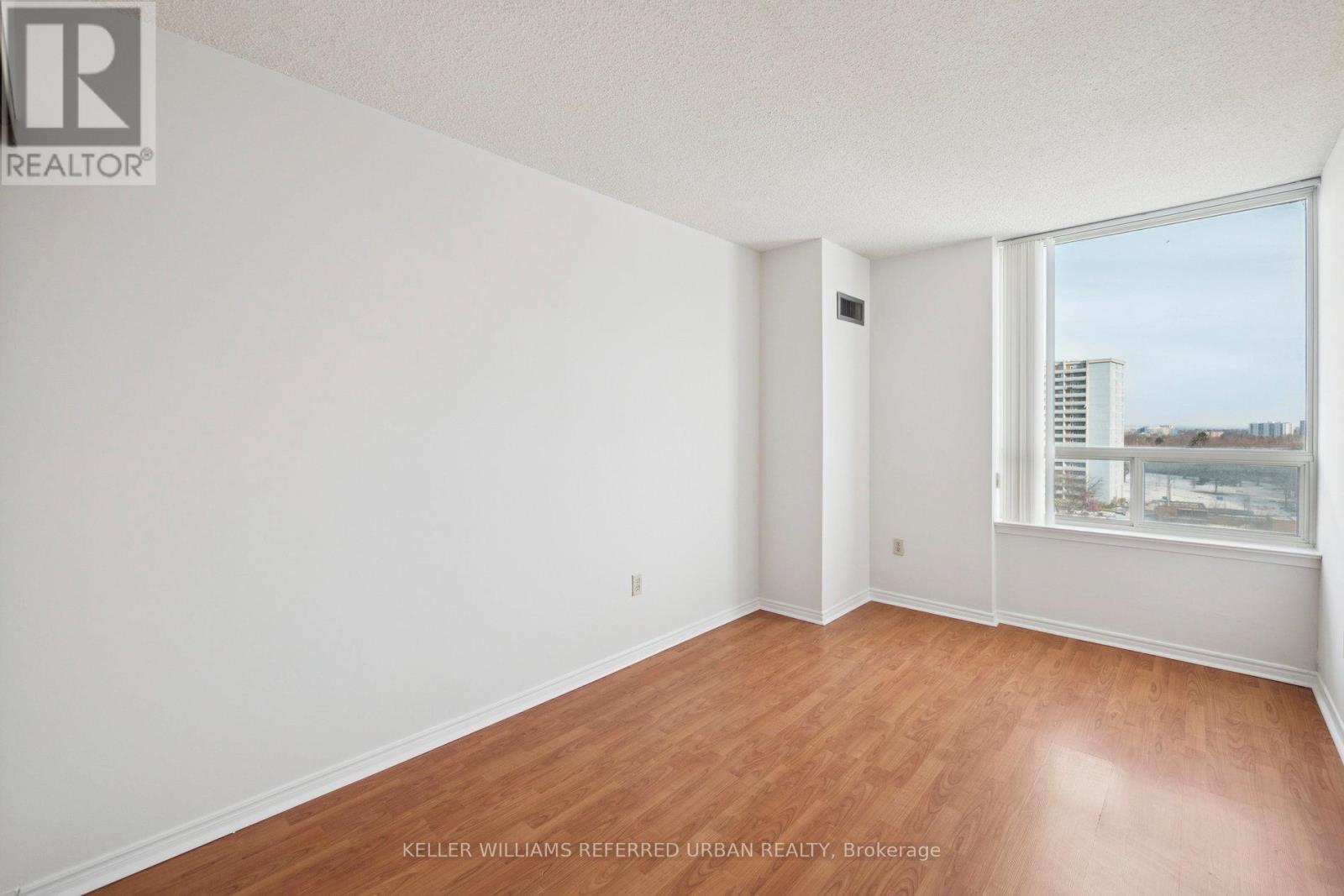 1021 - 3 Greystone Walk Drive, Toronto, ON - Indoor Photo Showing Other Room