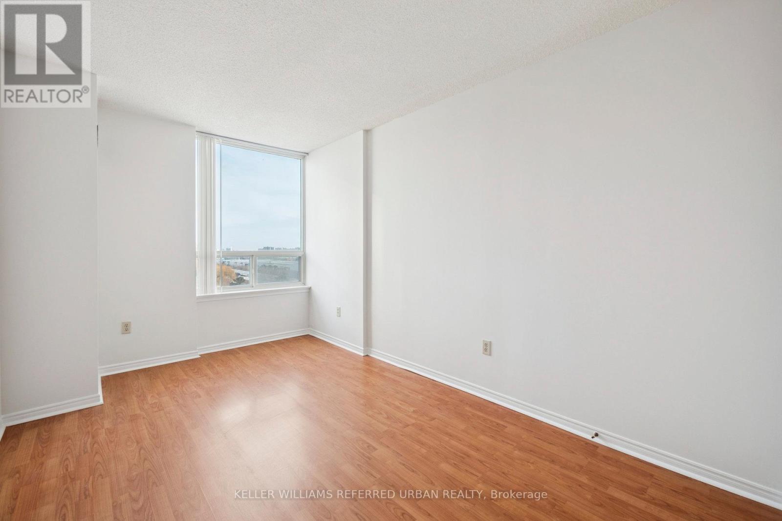 1021 - 3 Greystone Walk Drive, Toronto, ON - Indoor Photo Showing Other Room