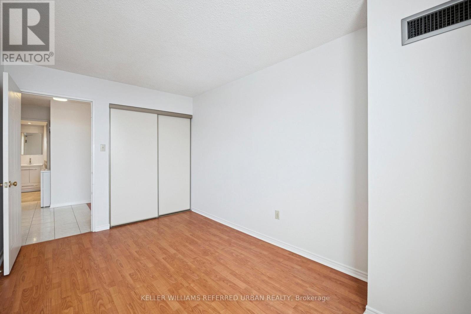 1021 - 3 Greystone Walk Drive, Toronto, ON - Indoor Photo Showing Other Room