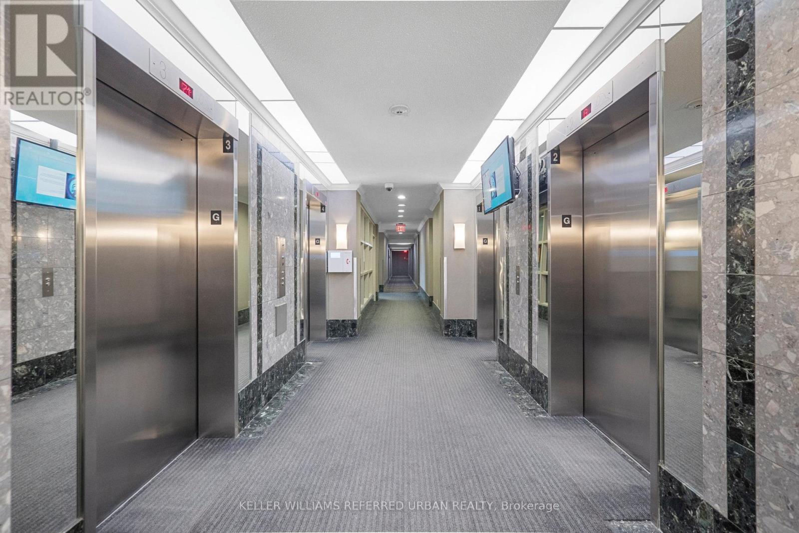 1021 - 3 Greystone Walk Drive, Toronto, ON - Indoor Photo Showing Other Room