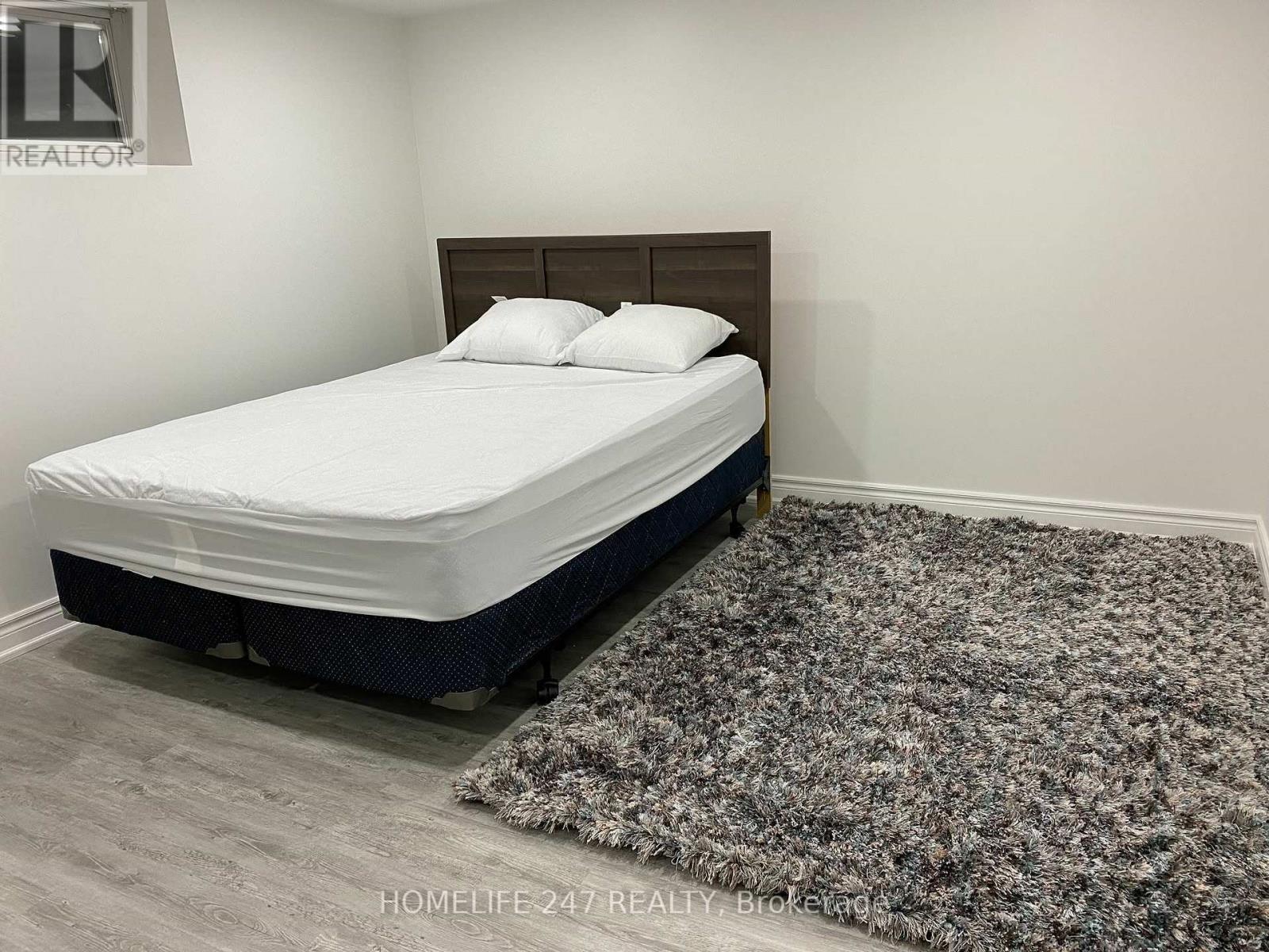 50 Panmure Crescent N, Toronto, ON - Indoor Photo Showing Bedroom